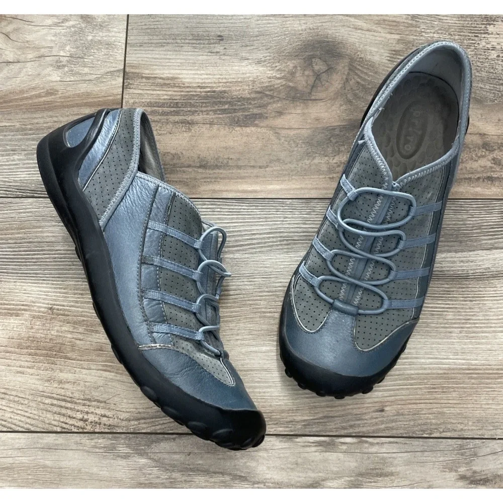 Privo by Clarks Womens Size 10 Slip On Sneaker Shoes Blue Gray Suede 75777